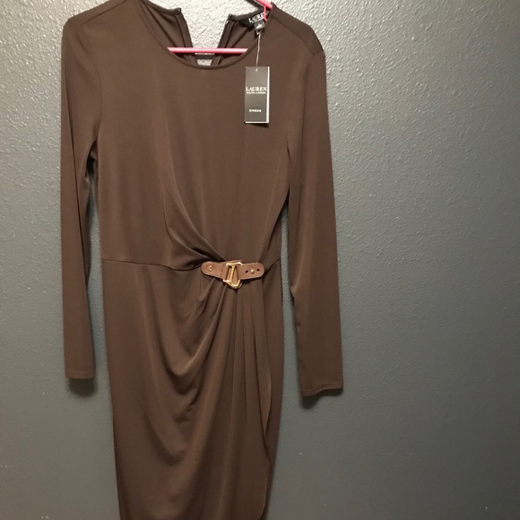Dress - Picture 1 of 3